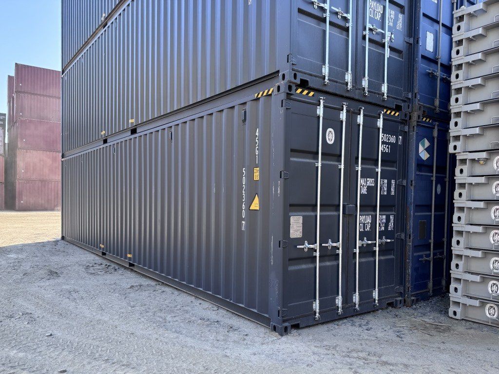 Sonstiges für Büro & Gewerbe: AKTION!! NEUE 40'HC Seecontainer anthrazit – Neu (gemäss Beschreibung) aus Niederwangen BE von contrasol