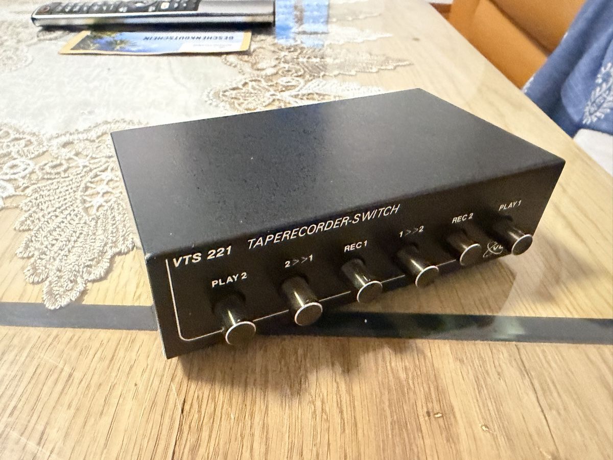 Aufnahmegeräte: Vogel's VTS 221 Taperecorder Switch – Gebraucht aus Trimbach von SABO-61 2