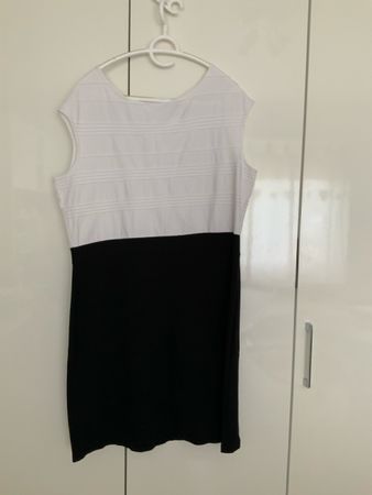 s.Oliver Kleid schwarz weiss Grösse 46 guter Zustand