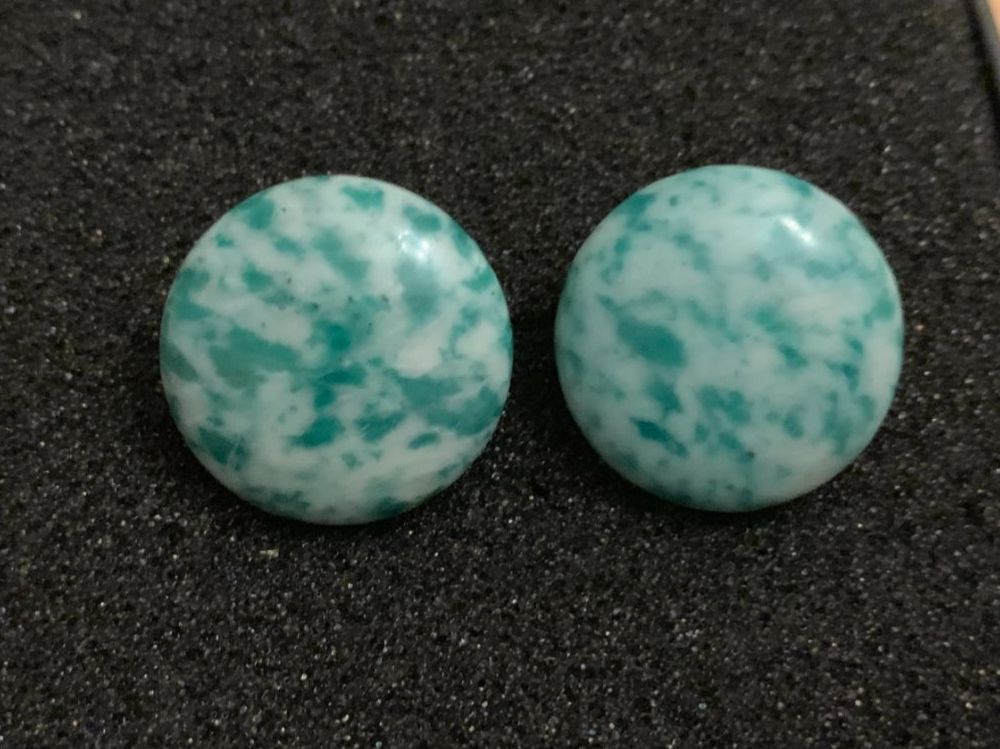 Ohrringe & -stecker: Ohrclips Jade, Grün, 20mm – Neu (gemäss Beschreibung) aus Worb von farben20zauber