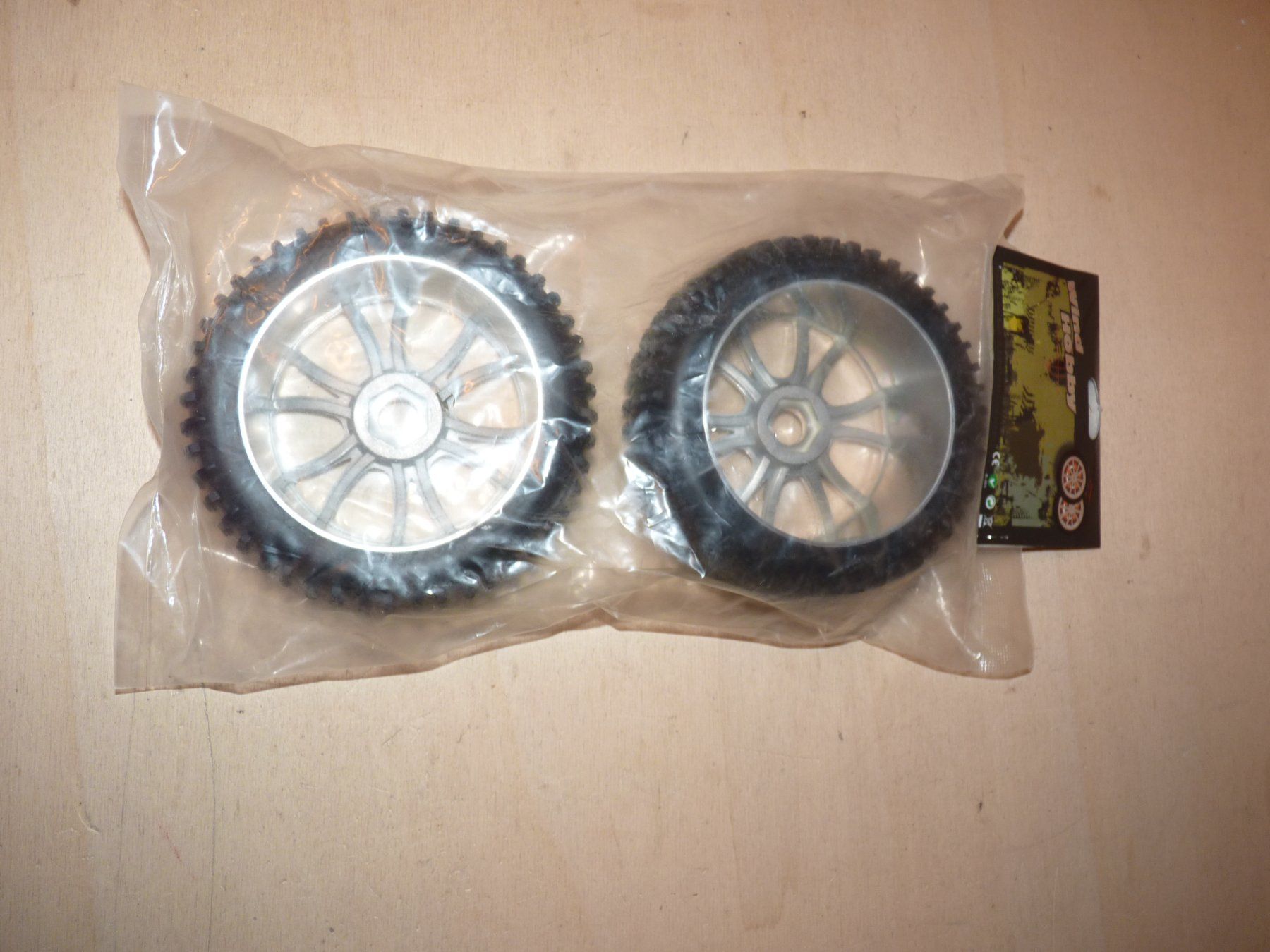 Modellismo RC: Kompletträder zu RC Buggy 1:8 – Nuovo (secondo la descrizione) da Rudolfstetten venduto da Rrst1968 1