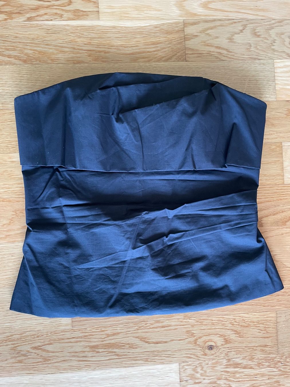 Zara Tops: Schwarzer Top ZARA – D'occasion à Richterswil par IrynaL