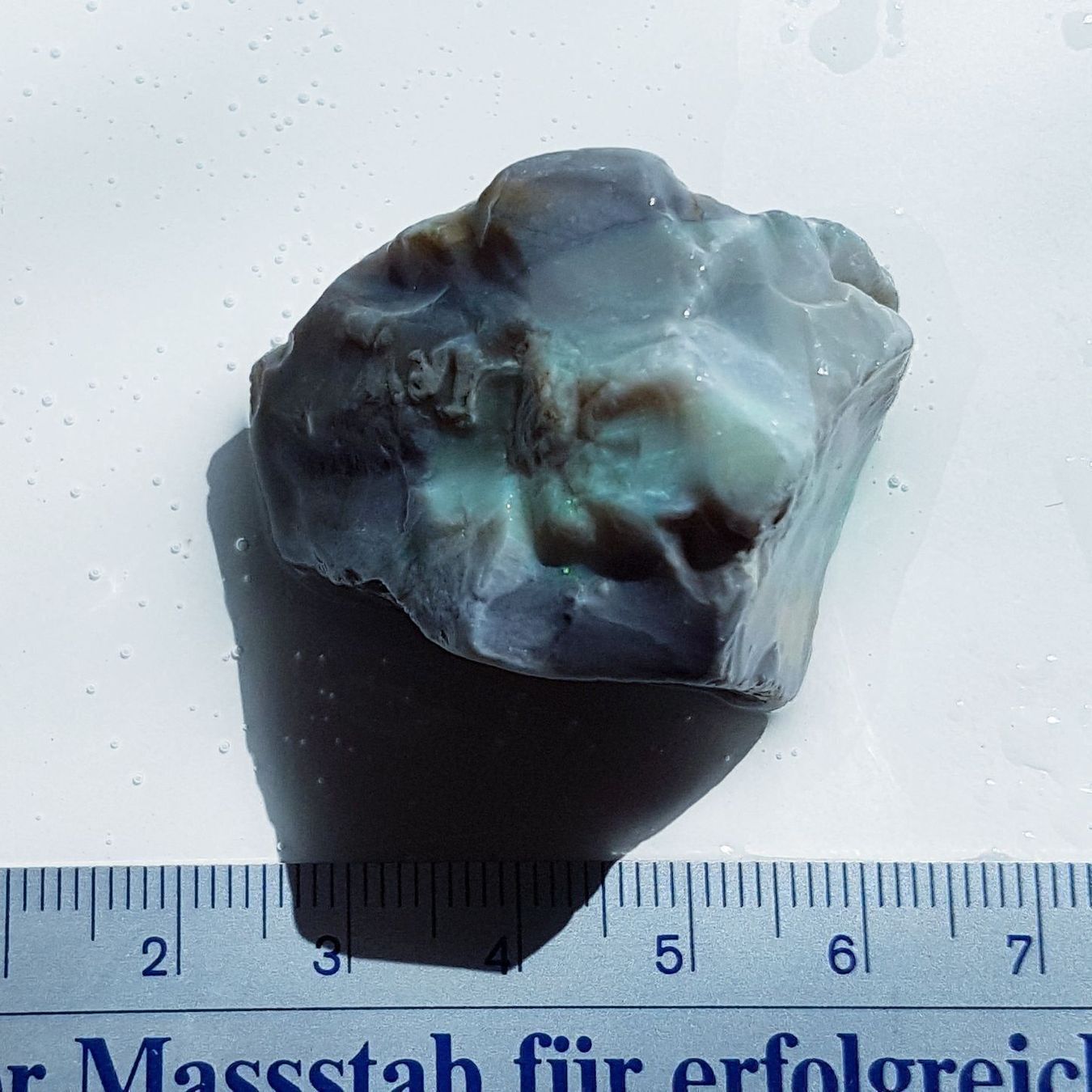Pierres précieuses: Schwarze Australian Opal 147.0ct – Neuf avec emballage d'origine à zuerich par Jewlsdesign 1