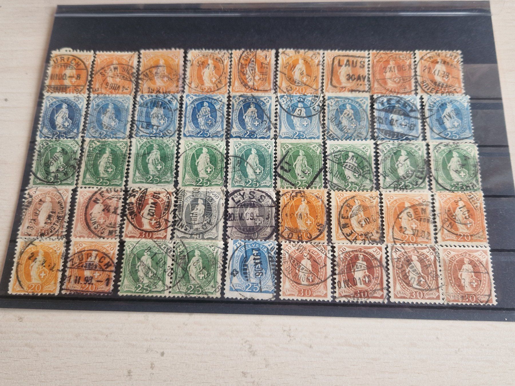 Tutti i francobolli: Ansammlung Stehende, nicht bestimmt, ab 1.- – Usato da Burgdorf venduto da Glossy01