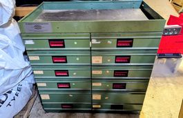Meuble de rangement en métal vert 10 tiroirs Schneider