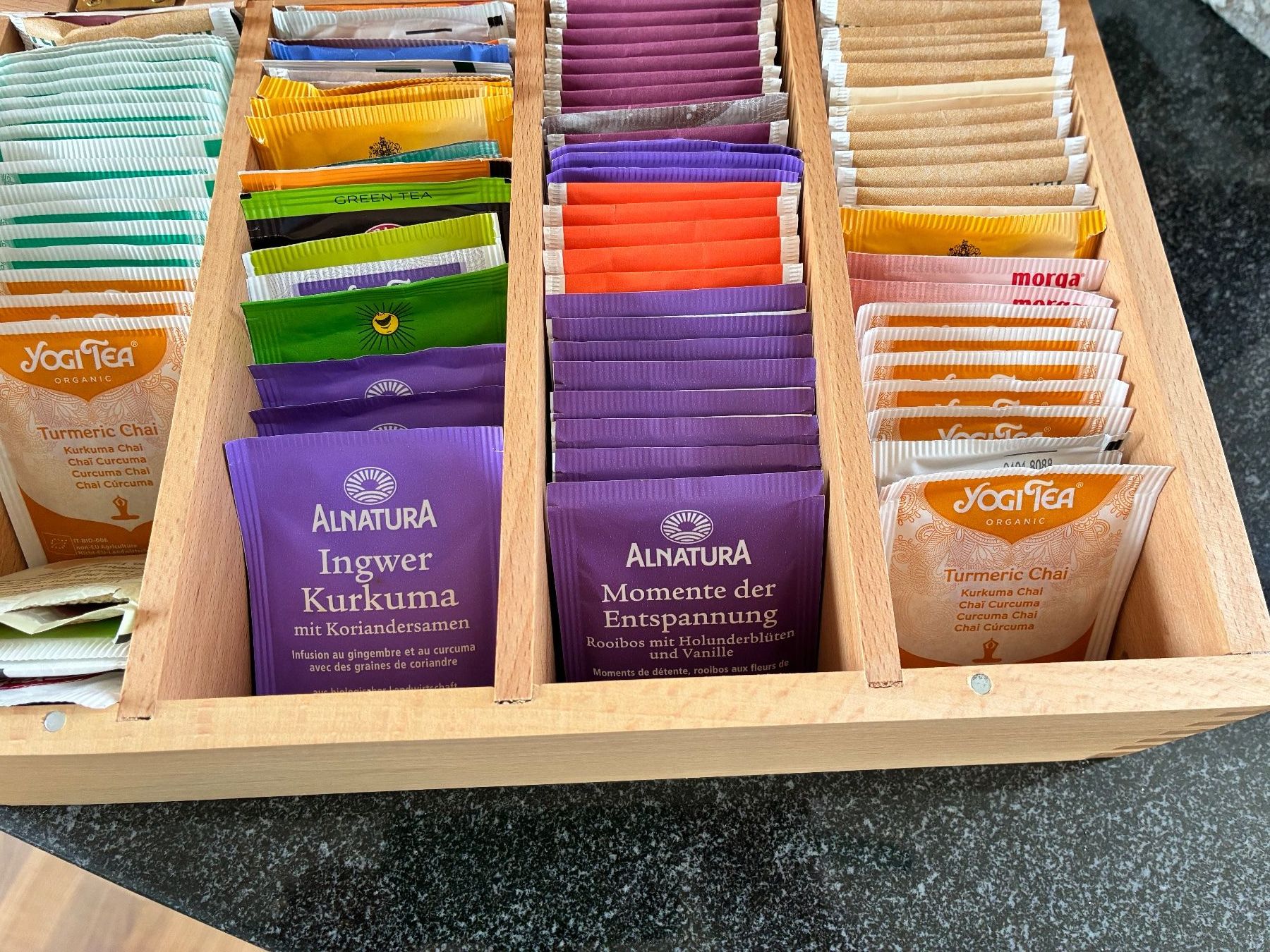 Aliments & Spécialités: Tees – D'occasion à Wetzikon ZH par chris7pat 1