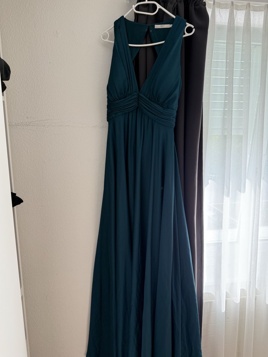 Kleider: Abendkleid Dunkelgrün Grösse 40  – Gebraucht aus Steinhausen von kri_q9nz