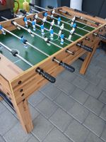 Tischfussballkasten Holzoptik mit Getränkehalter