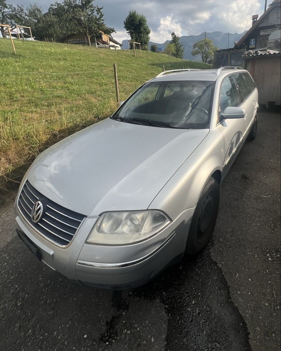 VW Automobili: VW Passat V6 synchro Kombi – Usato da Forst venduto da Vintage99 1