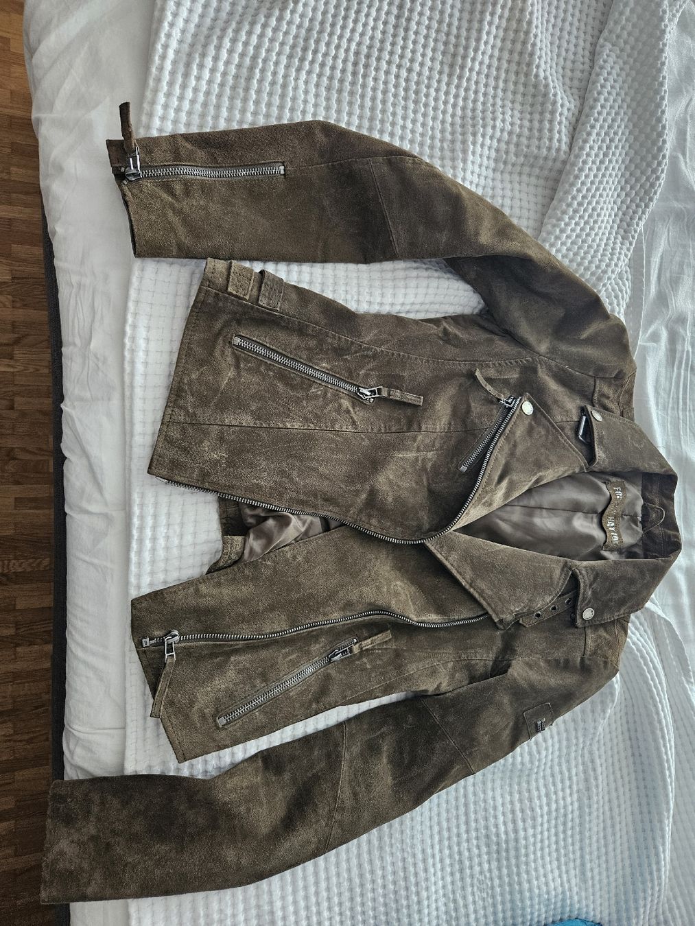 Giacche: Lederjacke Damen Grösse XS - echtes Leder – Nuovo (secondo la descrizione) da Engelburg venduto da Michelle_Egg