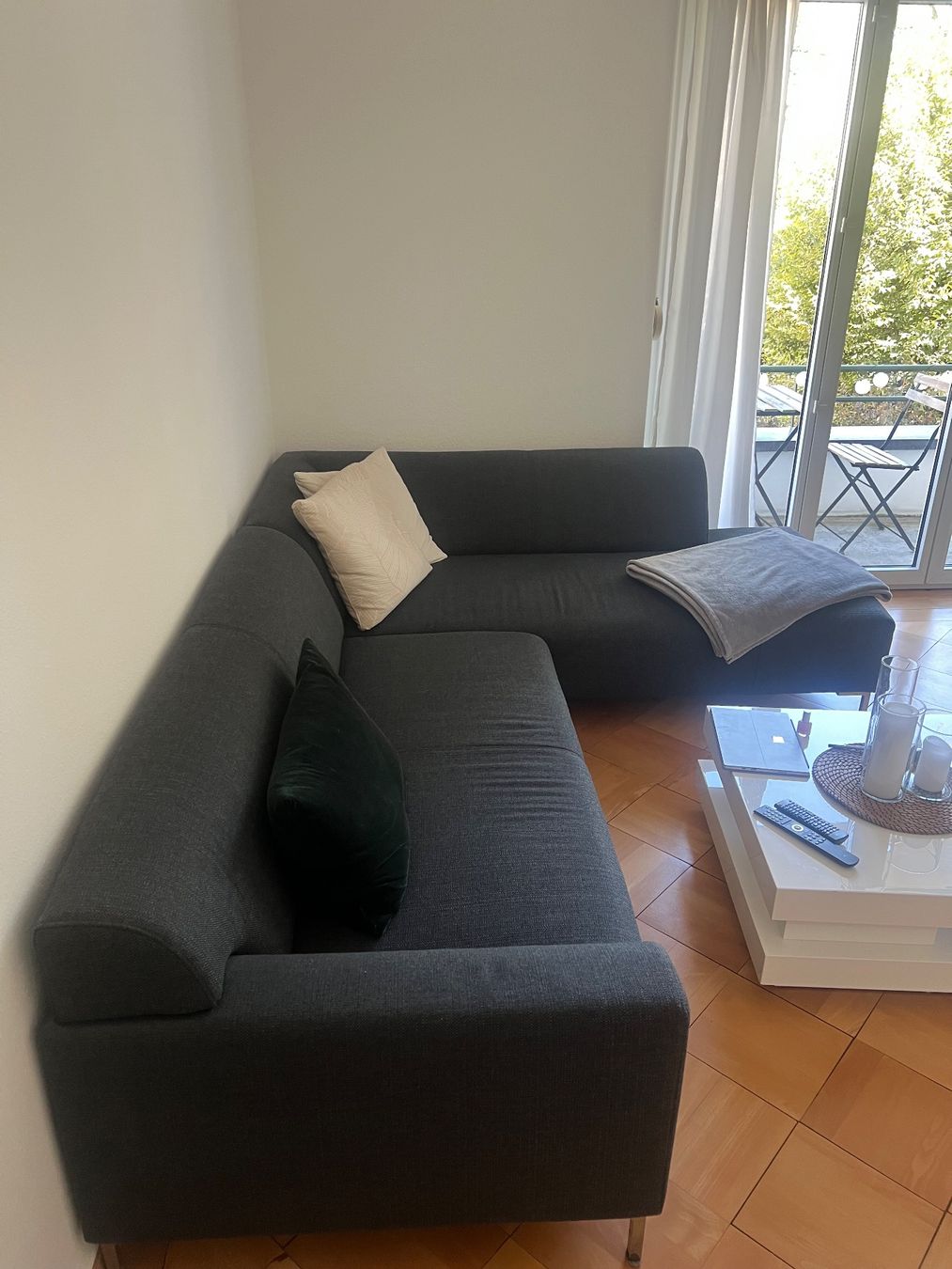 Pfister Sofas: Ecksofa dunkelgrau von Möbel Pfister – D'occasion à Luzern par SandraKueh 2