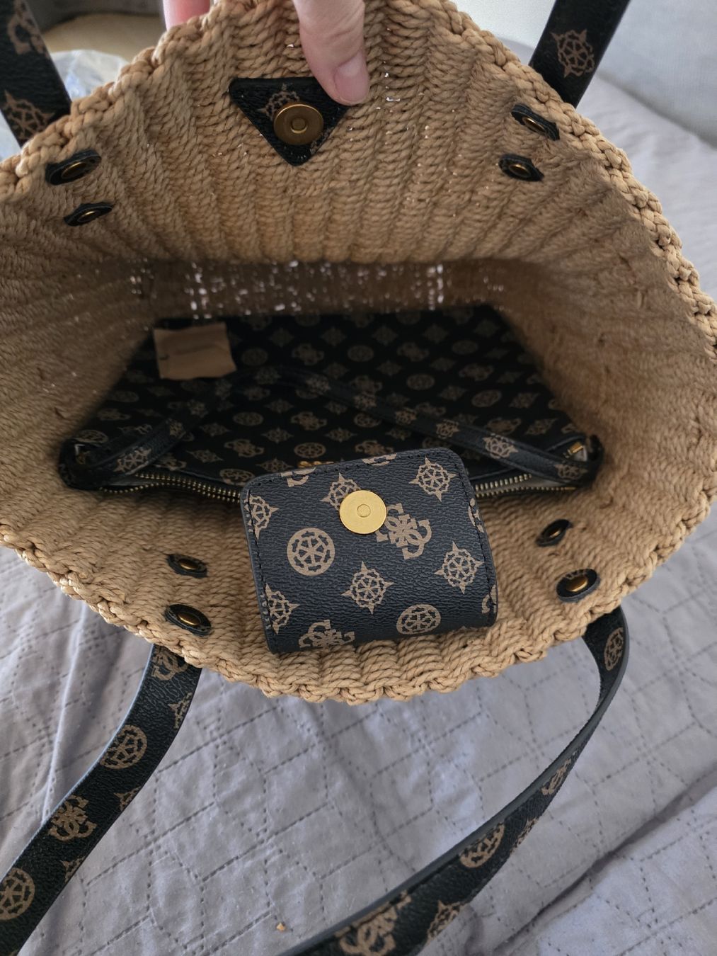 Guess Borse da donna: tasche – Usato da Buchs AG venduto da tac_zz5h 1