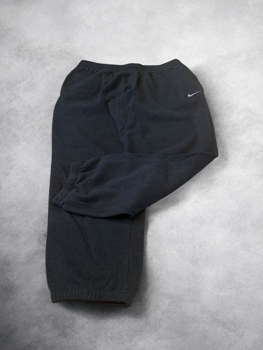 Nike Pantaloni: Nike Joggers (L) – Nuovo (secondo la descrizione) da Aarburg venduto da syning46 2