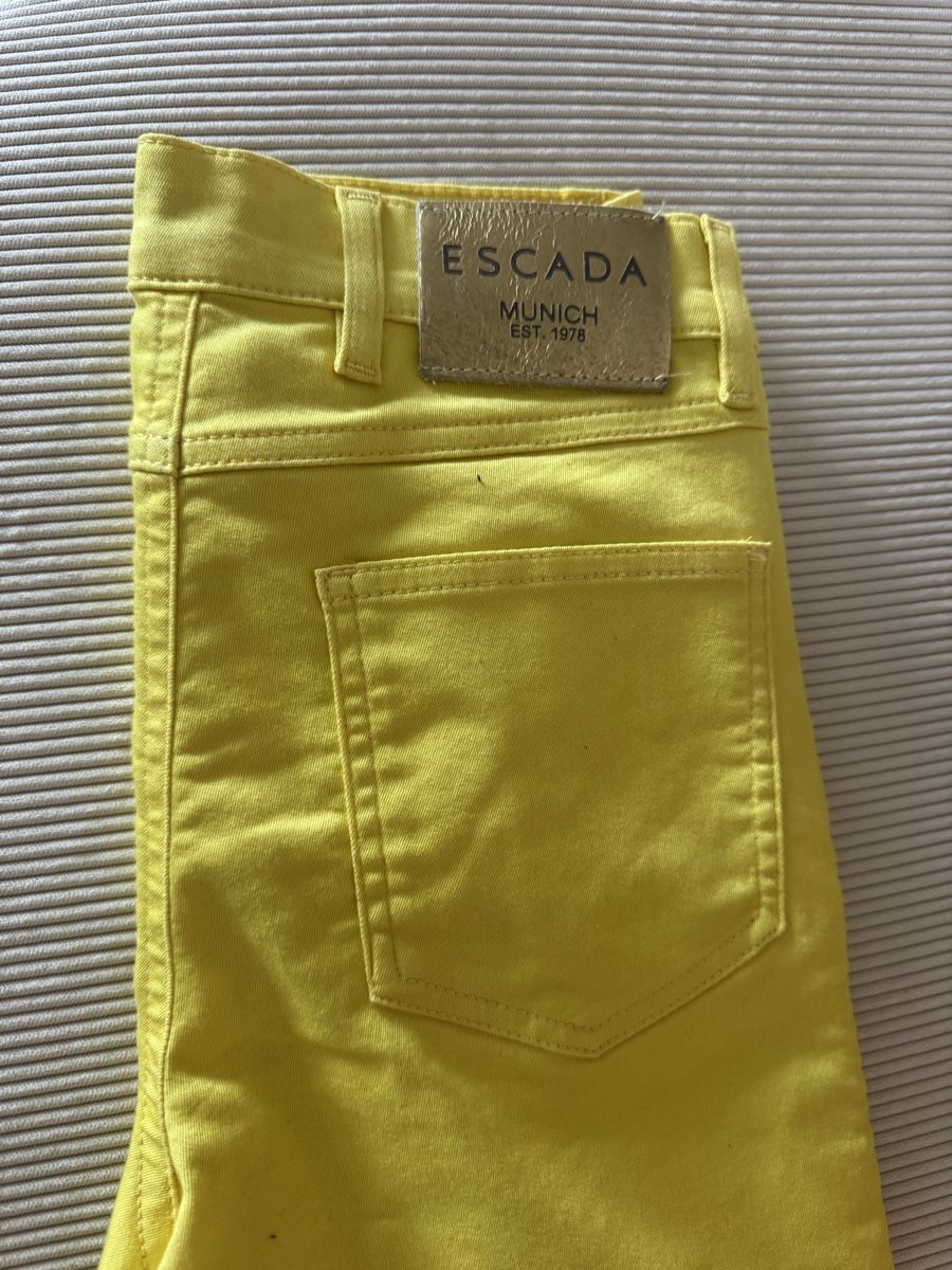 Escada Pantaloni: Neue Escada Hose, 32!  – Nuovo (secondo la descrizione) da Zürich venduto da Anilein_9989
