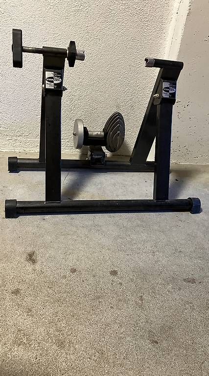 Hometrainer: Rollentrainer Velo – Usato da Schwanden-Brienz venduto da Rorejoan 2
