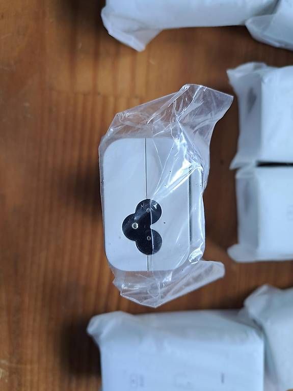 Ubiquiti Unità & Adattatore: PoE Injector Ubiquiti U-POE-AF – Nuovo e nell'imballaggio originale da Attiswil venduto da ewy_g8th 3