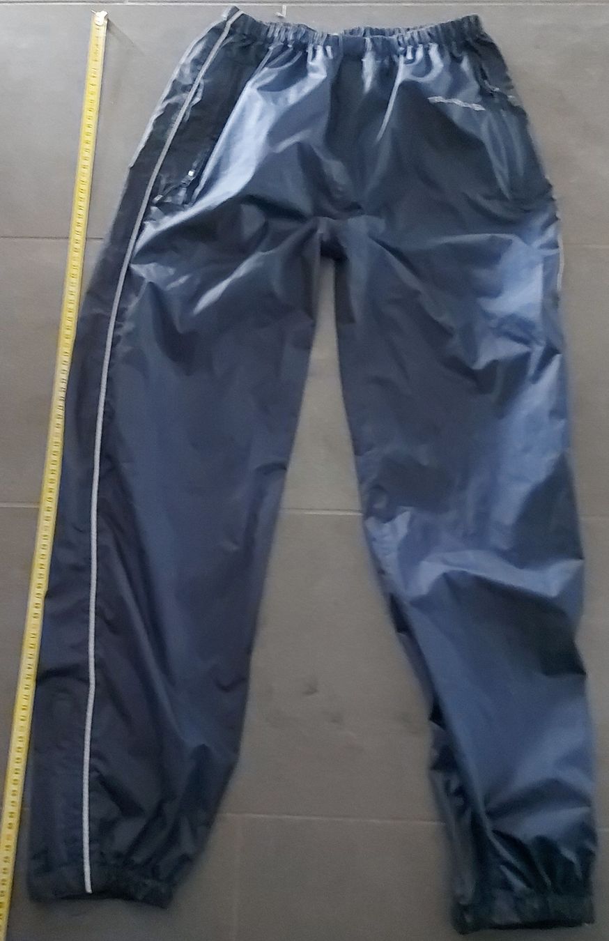 Trevolution Pantaloni: Regenthosen dunkelblau Grösse 164 Trevolution – Usato da Trimbach venduto da Shanja99