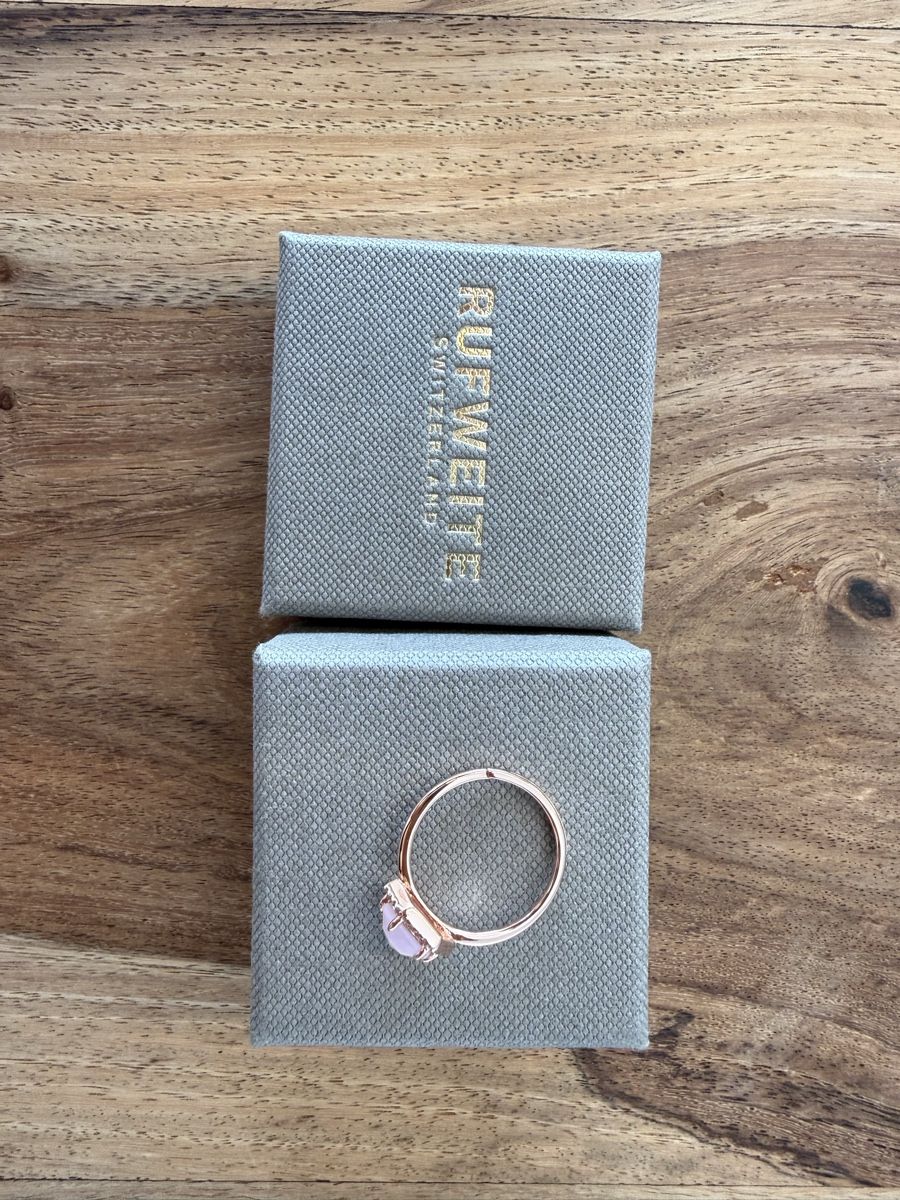 Anelli: Neuwertiger Ring von Rufweite, grössenverstellbar – Nuovo e nell'imballaggio originale da Jona venduto da ddr34 5