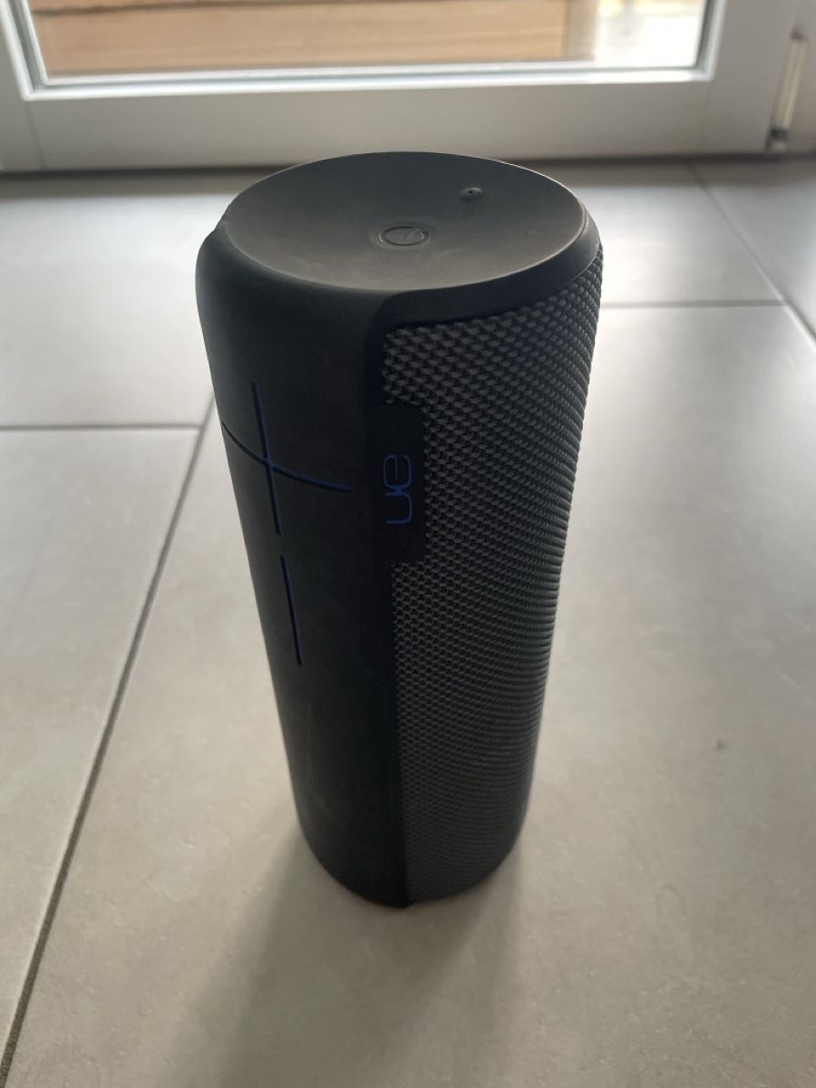 Logitech Lautsprecher: UE Boom Bluetooth Lautsprecher – Gebraucht aus Winterthur von ChrigelAufRicardo