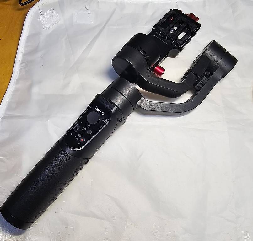 Supporti a parete: Hohem iSteady Pro 2  3-Achsen Gimbal – Usato da Zweidlen venduto da dawkus