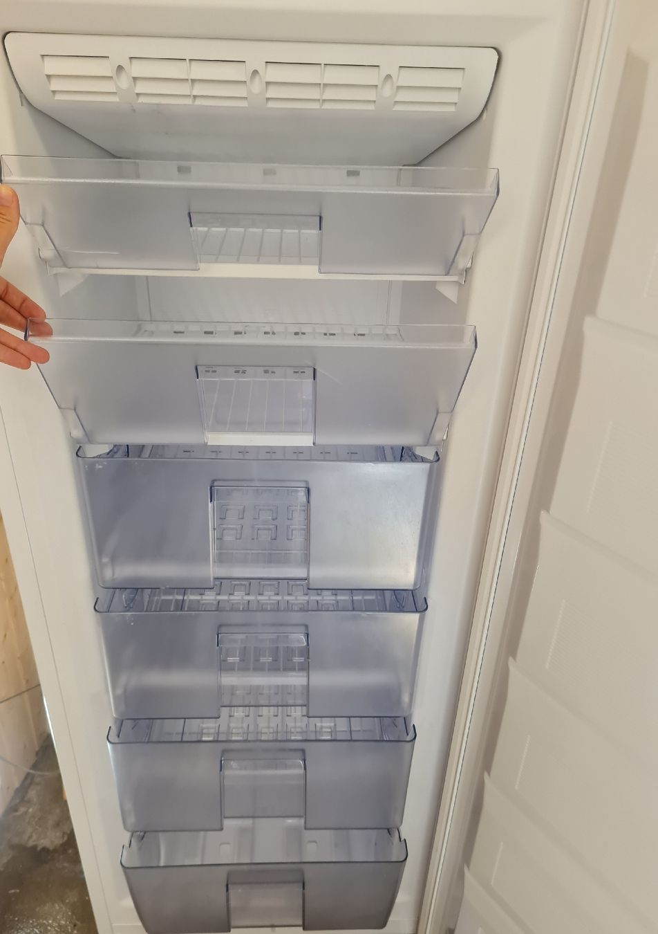 Congelatori: Vestfrost NoFrost Gefrierschrank A++ | 155 cm – Usato da Bäretswil venduto da Rio. 3