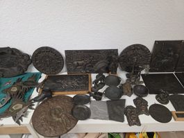 Gusseisenobjekte diverse Motive /Metall/Bronze etc.