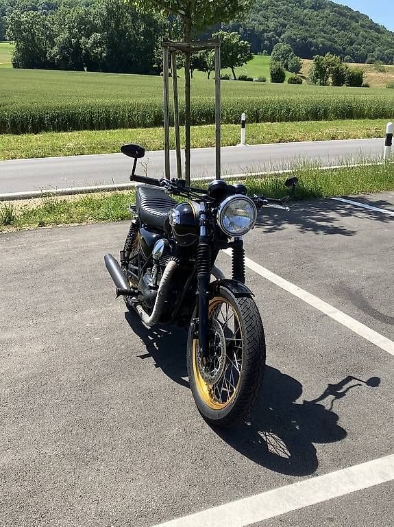 Route: Kawasaki W800 – D'occasion à Sissach par driggerfish 2