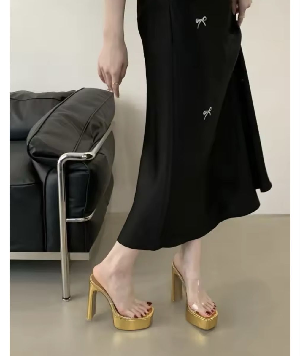 Scarpe da donna: Sandalen gr 37 - 38 gold – Nuovo e nell'imballaggio originale da Unterengstringen venduto da Cuz_5555 3