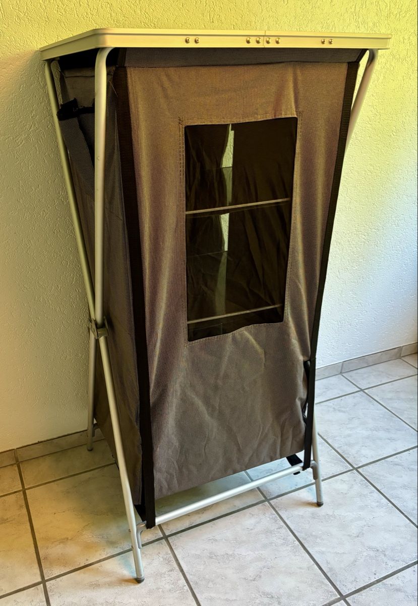 Schränke: Camping Schrank/ Möbel – Gebraucht aus Hasle b. Burgdorf von hoje1980 2