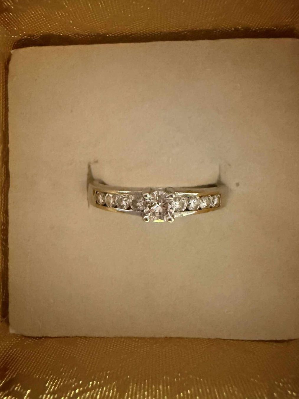 Anelli: Weißgold Ring mit diamanten – Usato da Allschwil venduto da Figidindia 2