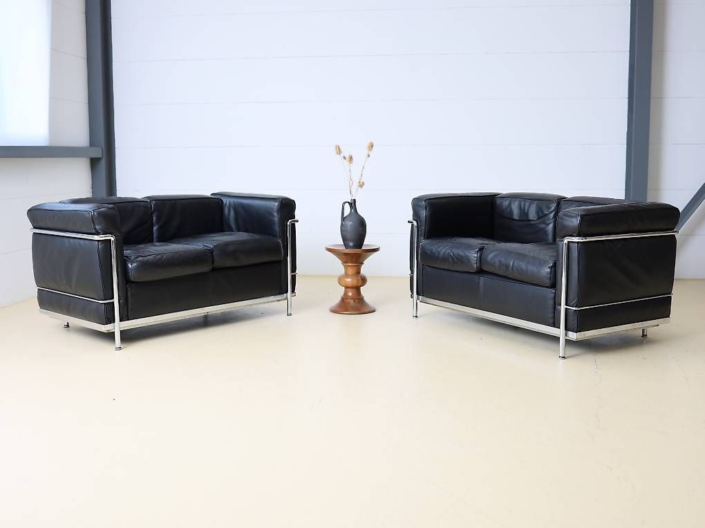 Cassina Divani: Le Corbusier Sofa LC2 von Cassina – Usato da Meinisberg venduto da atelier_TILIJA