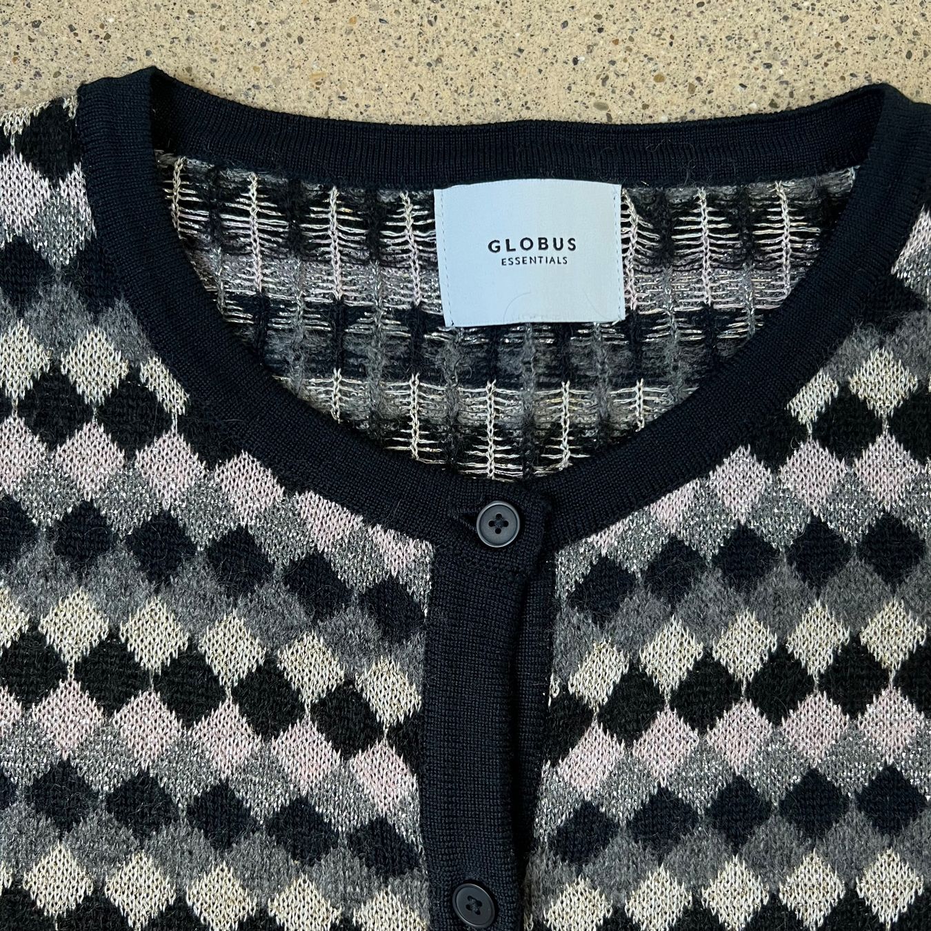 Globus Jacken: GLOBUS ESSENTIALS Cardigan 🌸 – Gebraucht aus Zürich von ClosetQueen 7