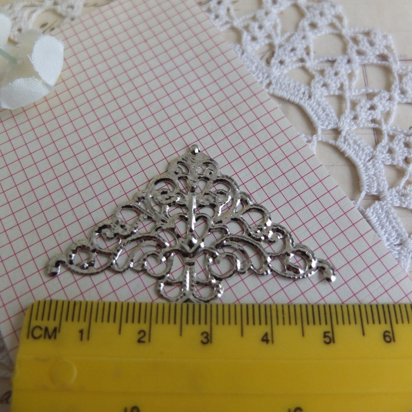 Materiale per decorazioni: 8x Applikation Metall Ecke Look Silver – Nuovo (secondo la descrizione) da Meyrin venduto da laservette99 1