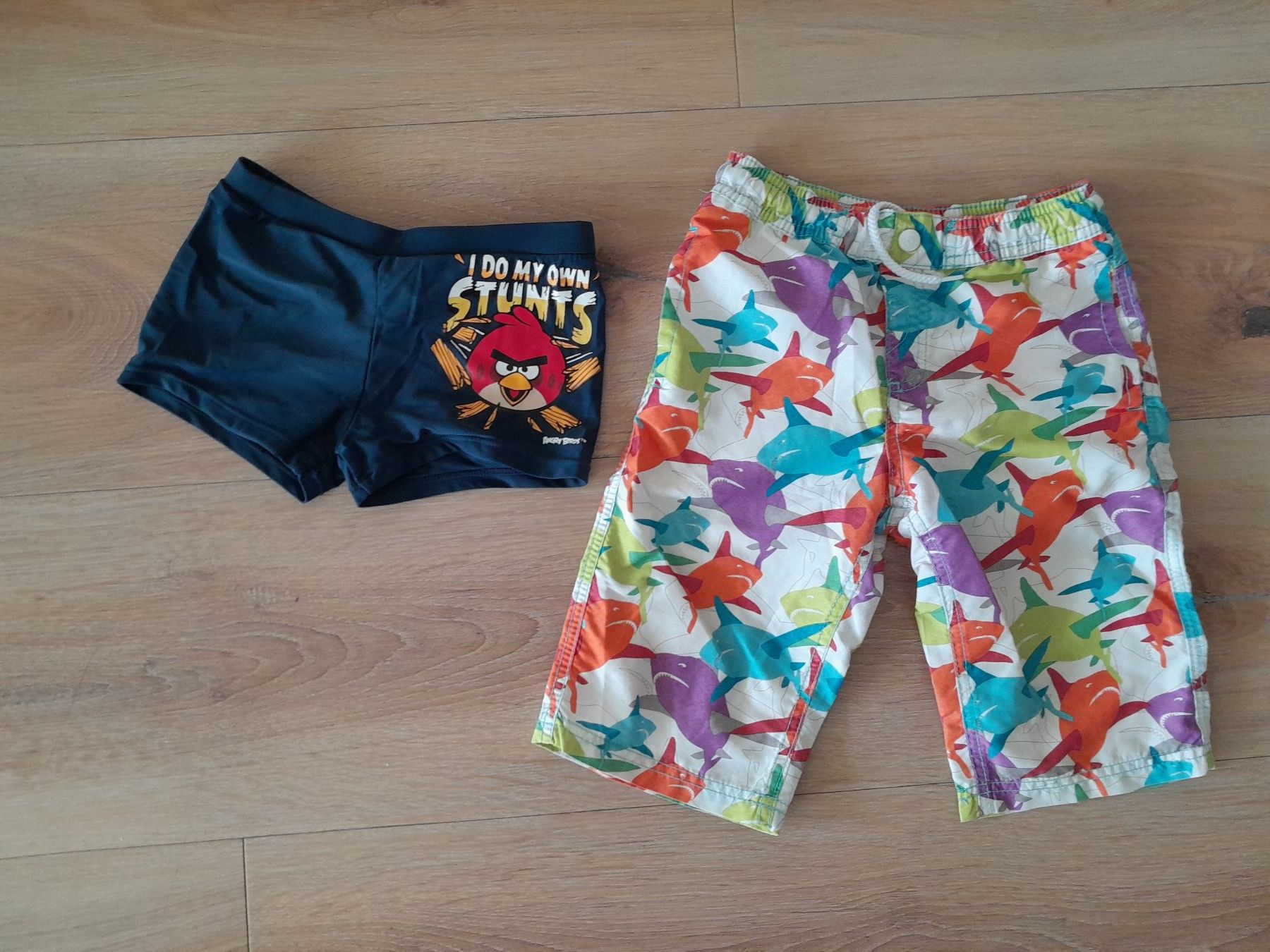 Pantaloni: Badeshorts Gr. 122 – Usato da Lützelflüh-Goldb venduto da Punktesammler