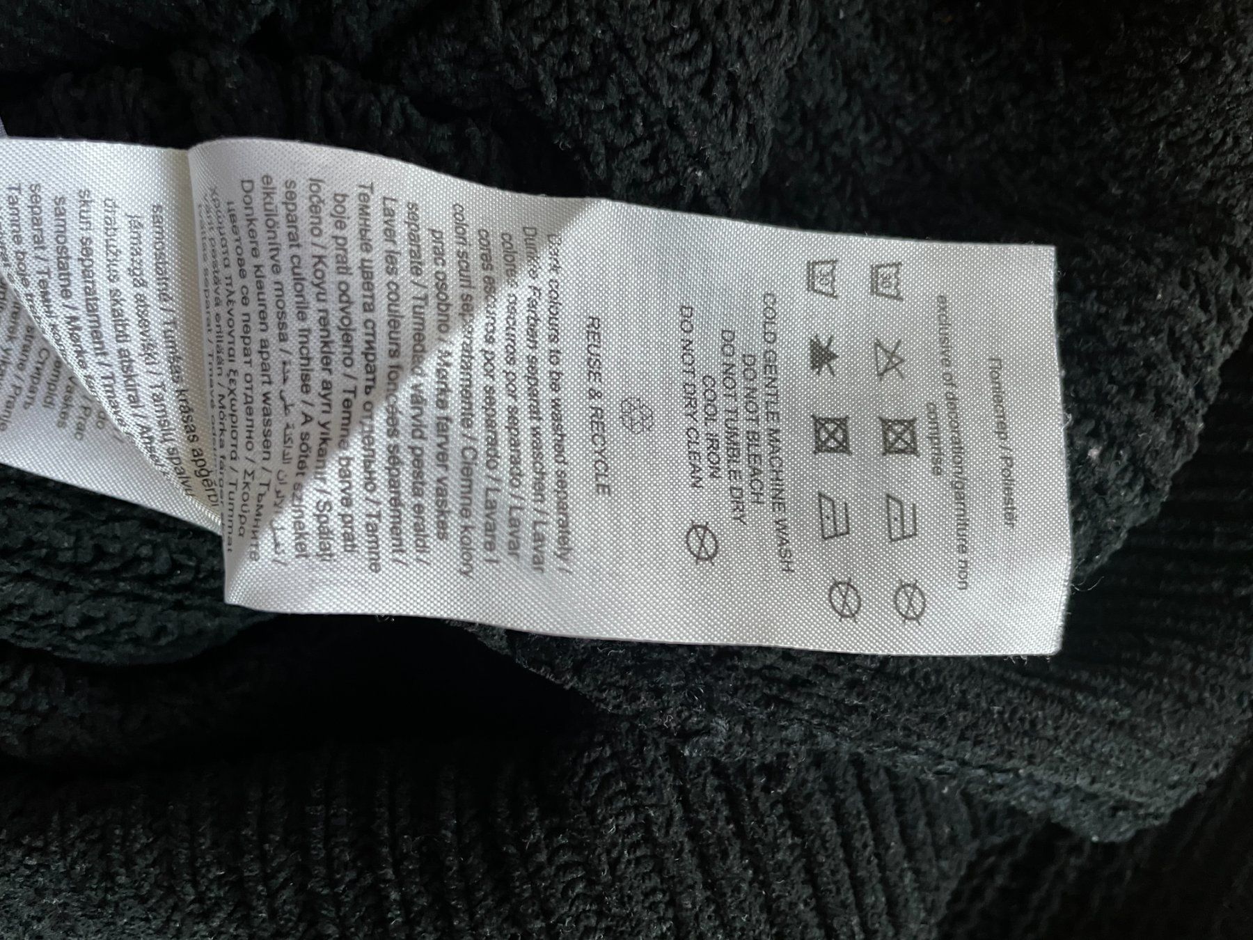 Pulls & Sweat-shirts: schwarzer Pulli – D'occasion à Uster par emm_px8k 3