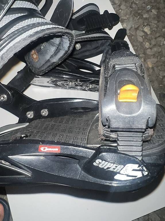 Bindungen: DRAKE Snowboard Bindung  – Gebraucht aus Chur von PineApplePen 4
