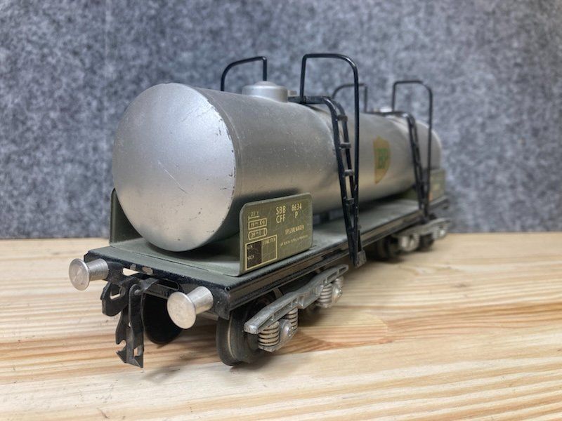 Hag Modelleisenbahnen: BUCO Spur 0 Kesselwagen 8634 hellgrau BP SBB – Gebraucht aus Büsserach von ModellbahnDepot 3