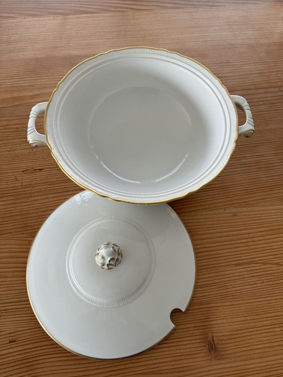 Coupes: Elegante Suppenterrine Porzellan weiss Goldrand Vintage – D'occasion à Lanzenhäusern par Galaa 5
