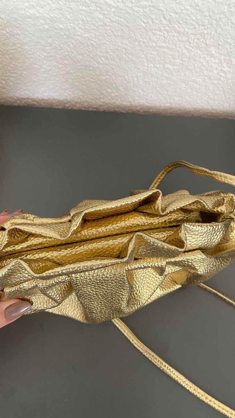Sacs femmes: Crossbody Tasche in gold – D'occasion à Thalwil par olh_7cpg 2