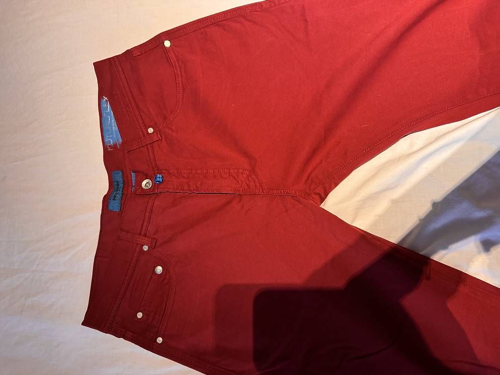 Jeans: Jeans Rot Pierre Cardin – Usato da Regensdorf venduto da Jazmyn307 1