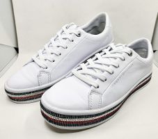 Tommy Hilfiger Jeweld Sneaker Grösse 39