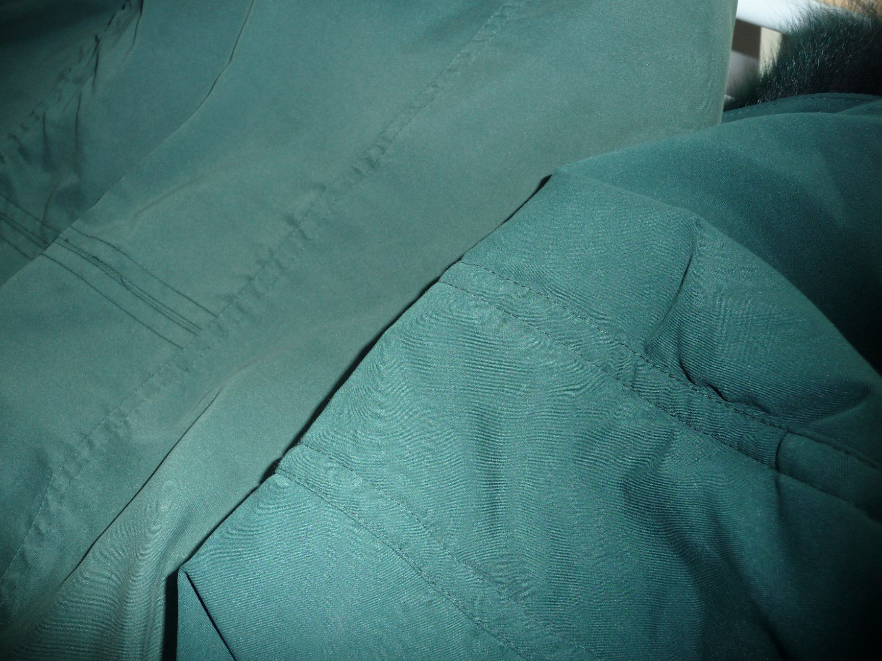 Jacken: Winterjacke mit Kaputze Gr. 44 – Gebraucht aus Kirchberg BE von lavendel02 6