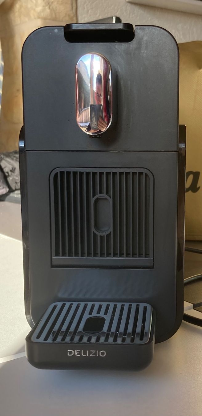 Delizio Macchine per caffè & Macchine per espresso: Delizio Brava: Machine à café. – Usato da Bassecourt venduto da CALUMET-X 8