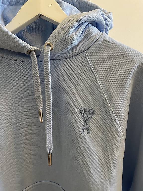 Maglioni & Felpe: AMI Pullover – Usato da Ennetbürgen venduto da Jvek 1