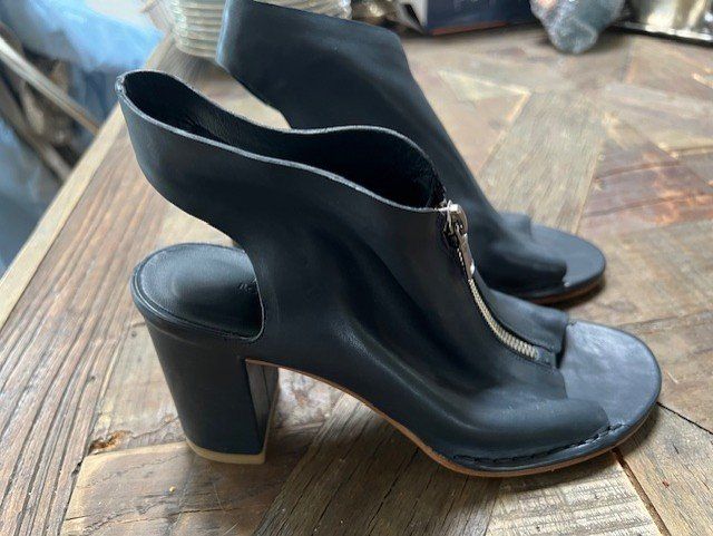 Damenschuhe: Schöne Designer Damen Stiefeletten, neu !! – Neu (gemäss Beschreibung) aus Aarau von Fredy051 1