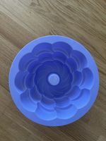 Gugelhupf-Form aus Silikon, lila, neuwertig für Backspass 20