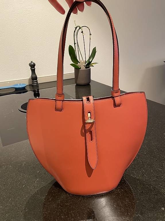 Furla Taschen für Damen: Furla Schultertasche – Neu (gemäss Beschreibung) aus Zürich von Oliviakeller