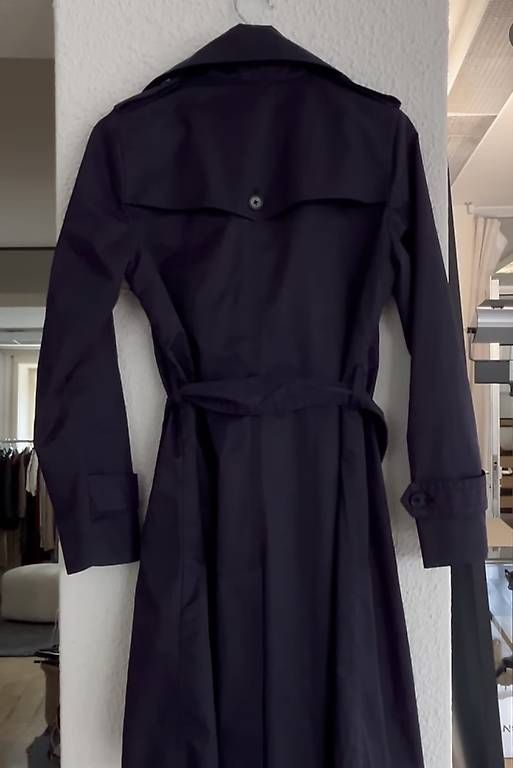 Cappotti: Trench coat Gant  – Usato da Puidoux venduto da Amelie.Wytt 1