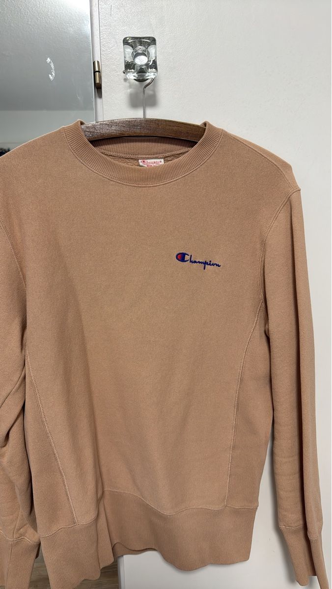 Champion Pullover & Sweatshirts: Champion Pullover Braun – Gebraucht aus Gossau Zh von dar_v6lv