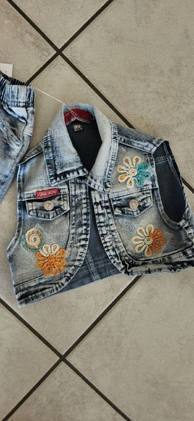 Kleiderpakete & -sets: Schöner Jeans 2-teiler Gr.98 – Gebraucht aus Lyss von Urma5 1